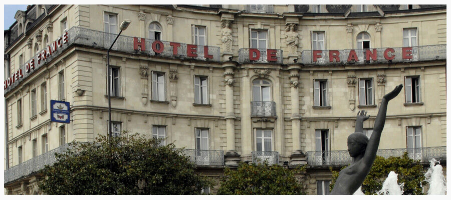 Hotel De France 4*